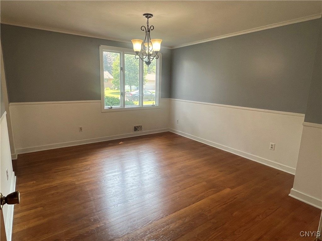 Chandelier, Empty room, Interior, Wood Texture Flooring