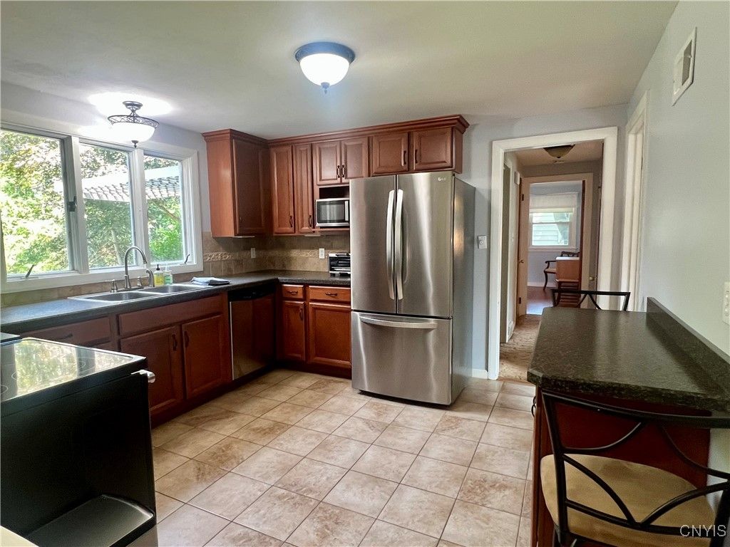 Interior, Kitchen, Stainless Steel Appliances