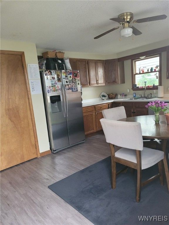 Dining room, Interior, Kitchen, Stainless Steel Appliances, Wood Texture Flooring