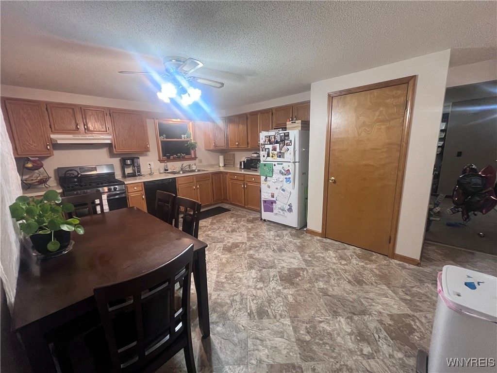 Dining room, Interior, Kitchen