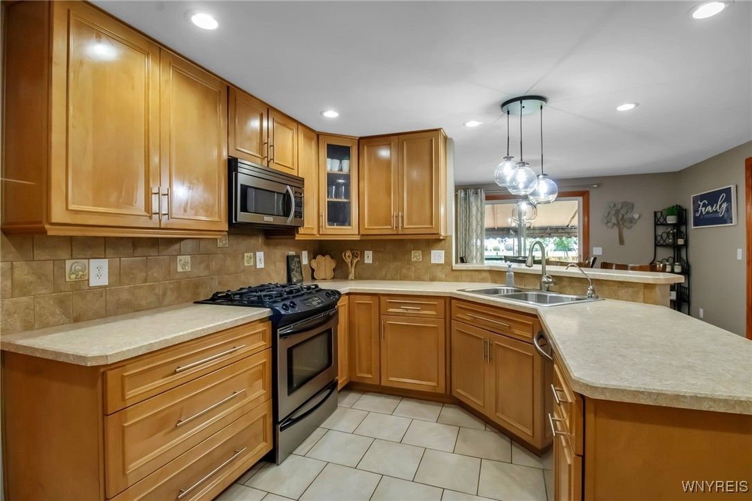 Interior, Kitchen, Pendant Lights, Recessed Lighting