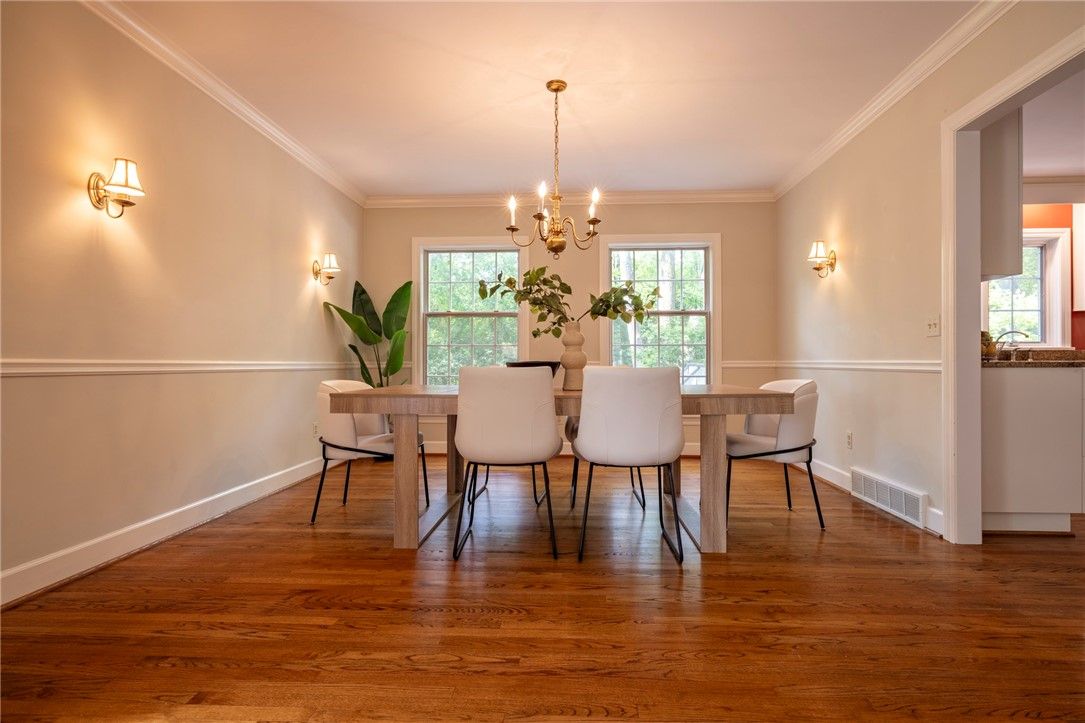Chandelier, Dining room, Interior, Wood Texture Flooring