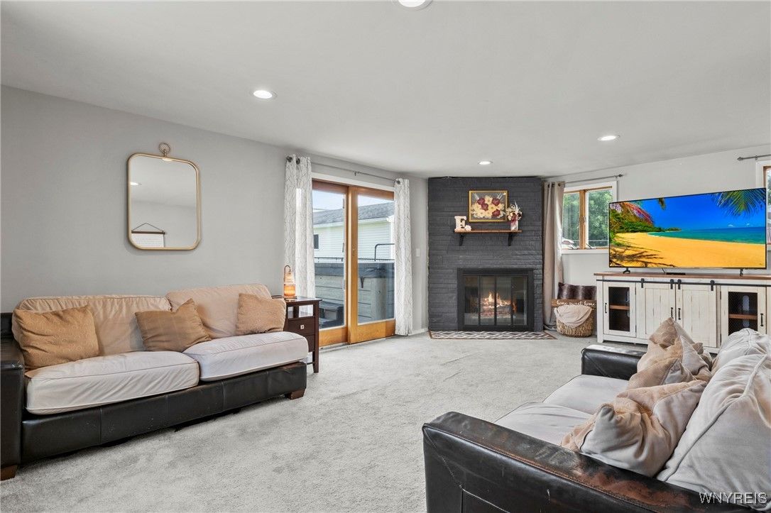 Fireplace, Interior, Living room, Recessed Lighting