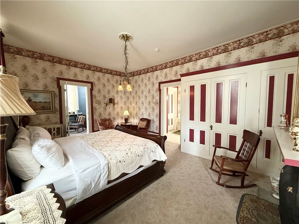 Bedroom, Interior, Pendant Lights