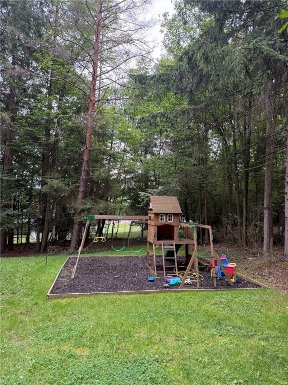 Backyard, Exterior, Playground