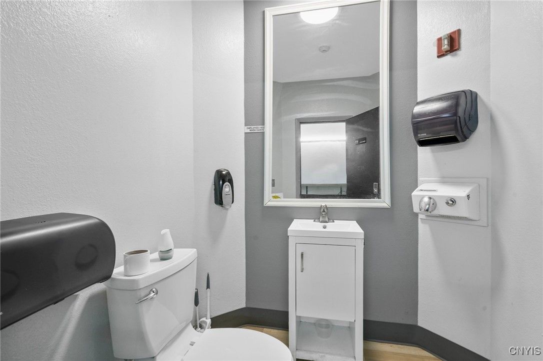 Bathroom, Interior, Recessed Lighting, Wood Texture Flooring