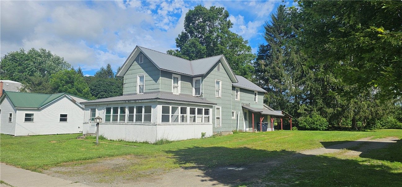 Backyard, Exterior, Facade, Farmhouse