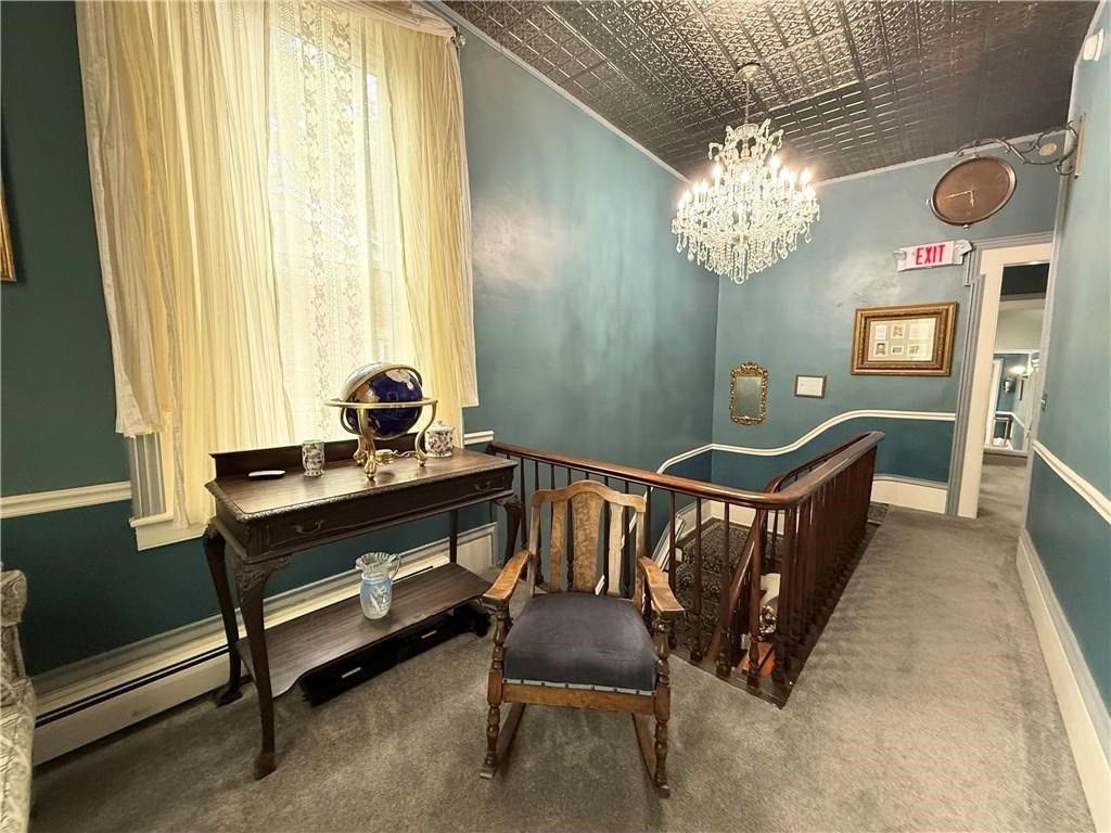 Chandelier, Interior