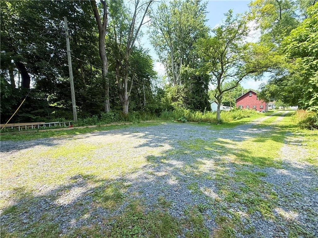 Backyard, Detached Garage, Exterior