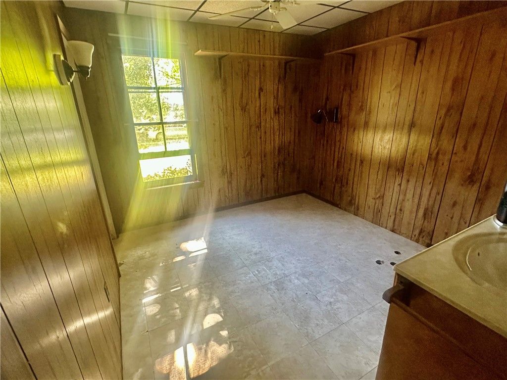 Empty room, Interior, Wooden Walls