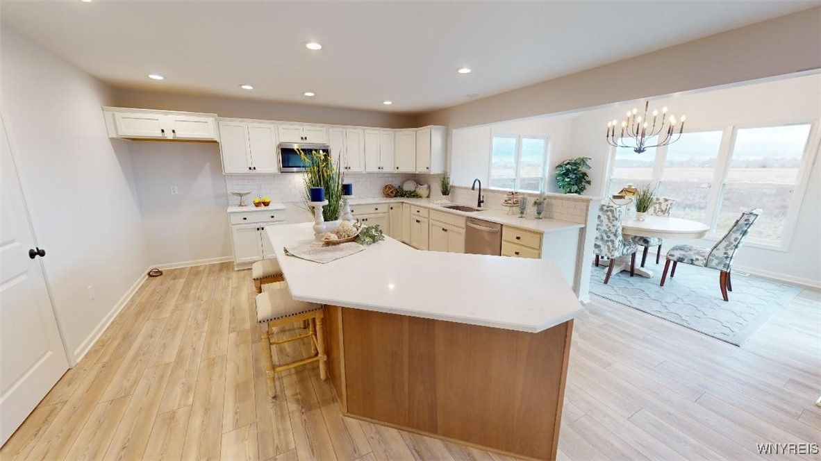 Chandelier, Dining room, Interior, Kitchen, Recessed Lighting, Wood Texture Flooring