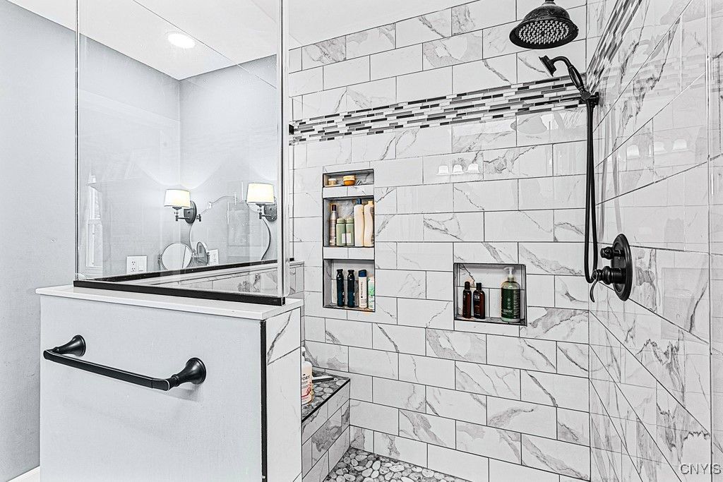 Bathroom, Interior, Marble Walls, Recessed Lighting
