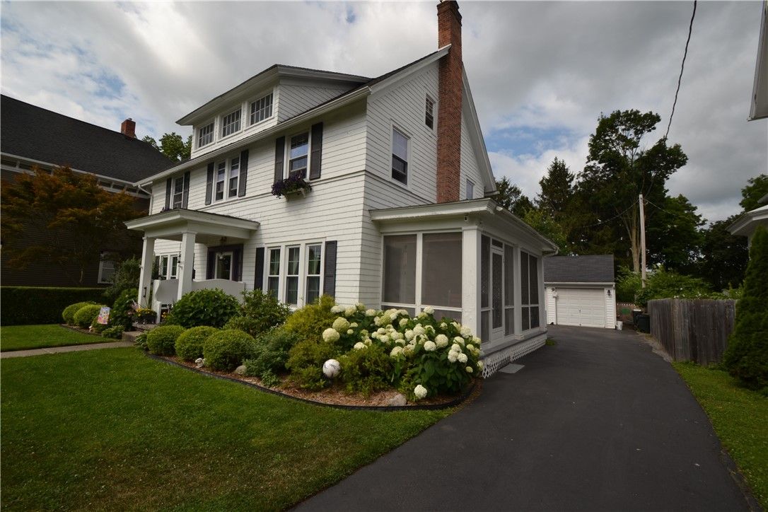 Detached Garage, Exterior, Facade, Queen Anne Victorian