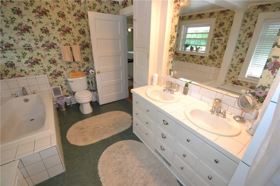Bathroom, Dual Sink Vanities, Interior, Tile Countertops