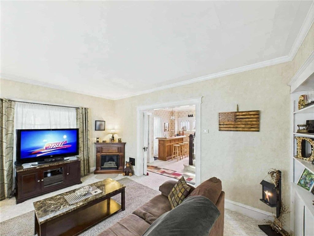 Fireplace, Interior, Living room