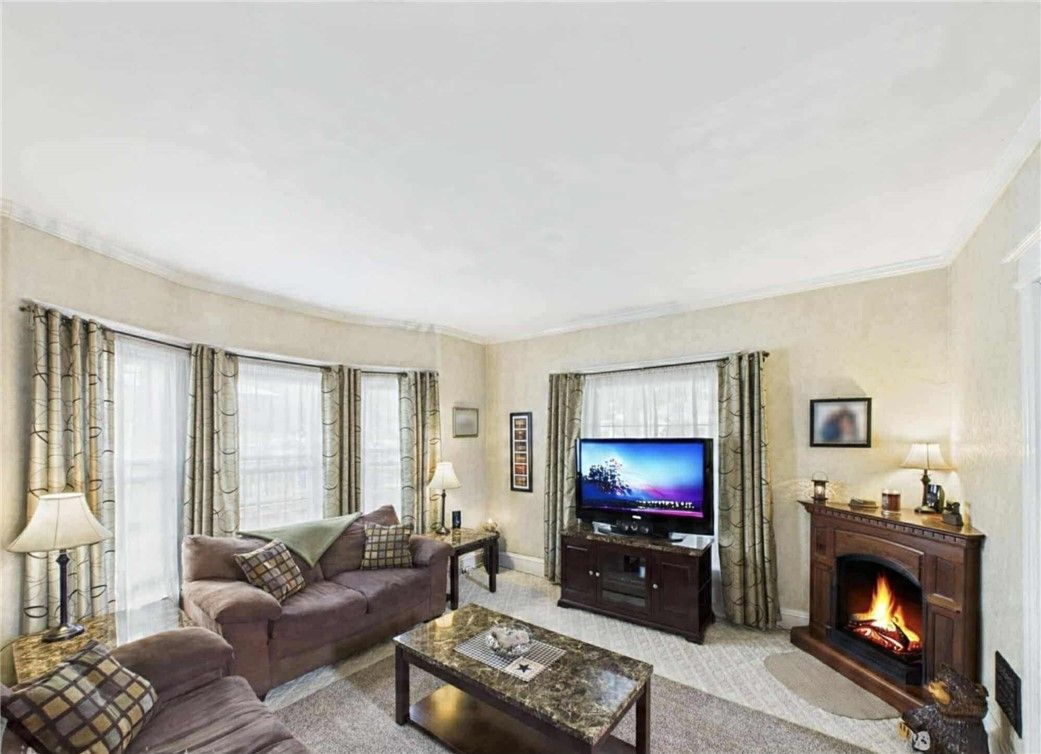 Fireplace, Interior, Living room