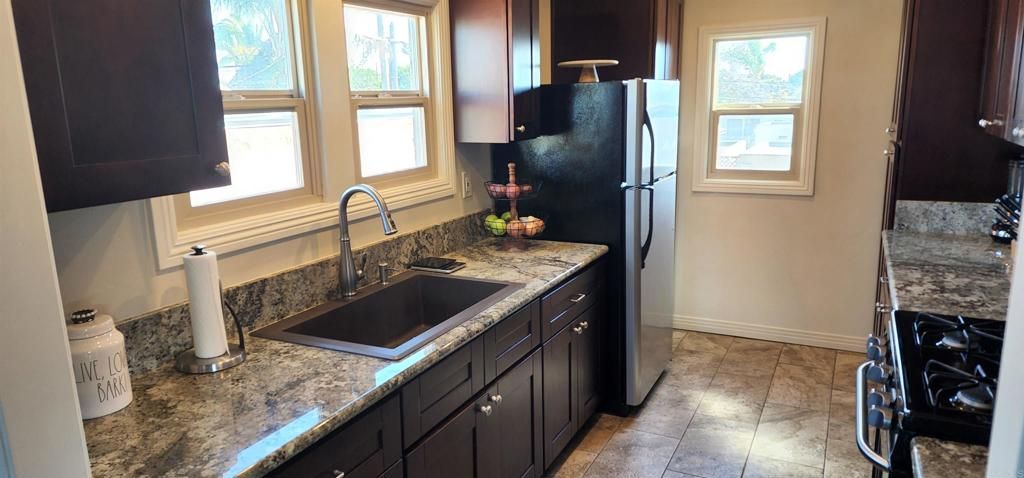 Interior, Kitchen