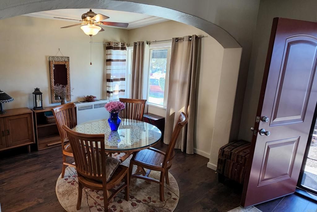 Dining room, Interior, Wood Texture Flooring