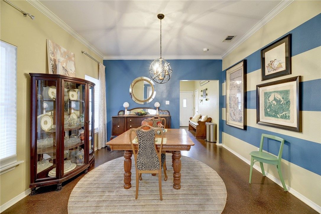 Dining room, Interior, Pendant Lights