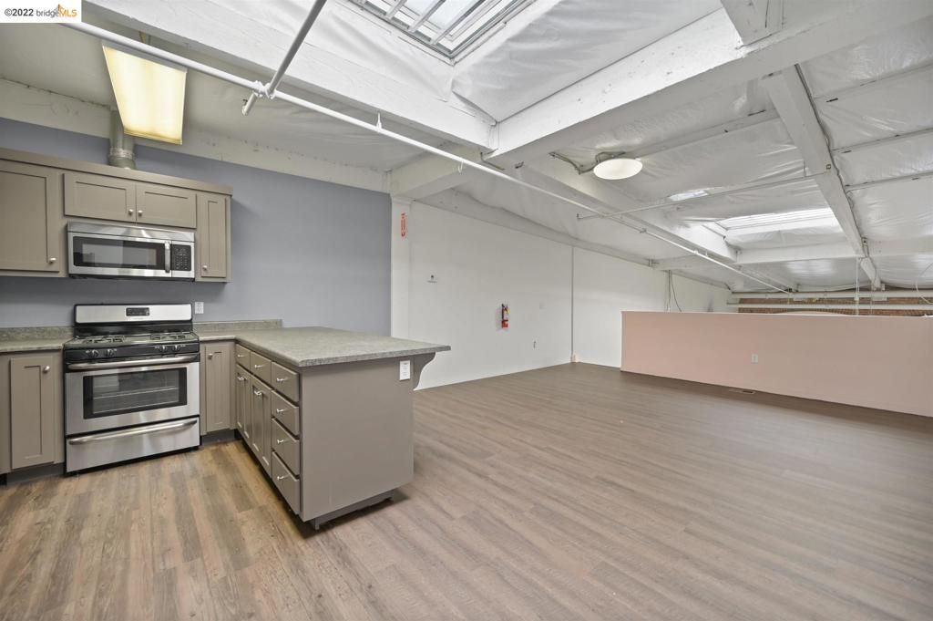 Interior, Kitchen, Stainless Steel Appliances, Wood Texture Flooring