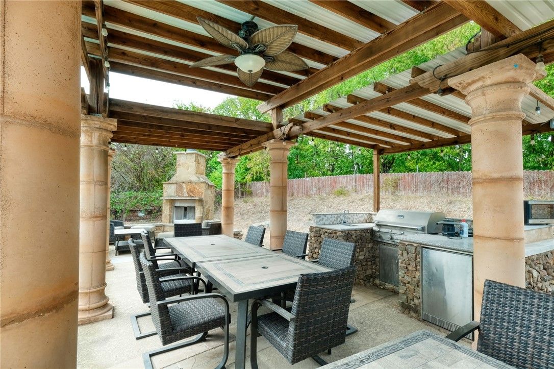 Exterior, Fireplace