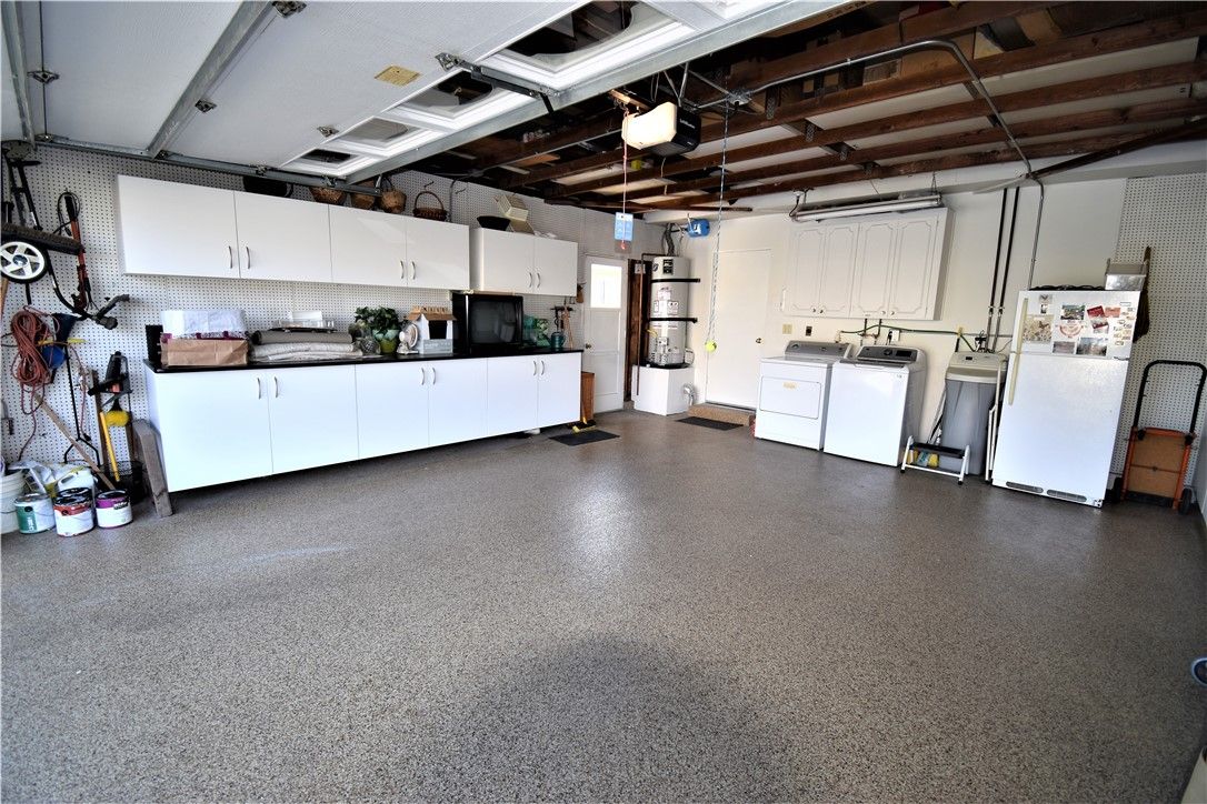 Garage, Interior, Washer
