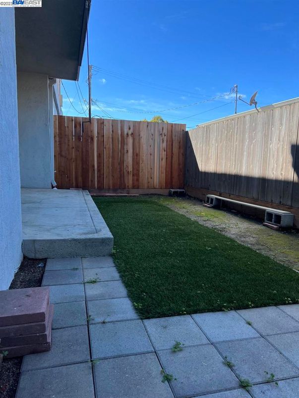 Backyard, Exterior