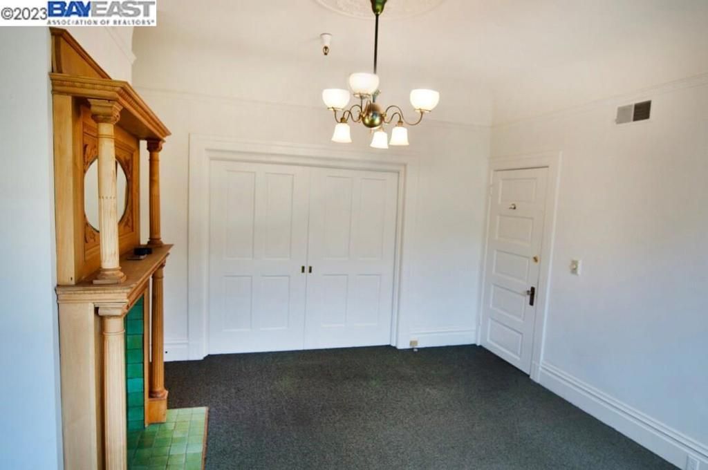 Chandelier, Empty room, Interior