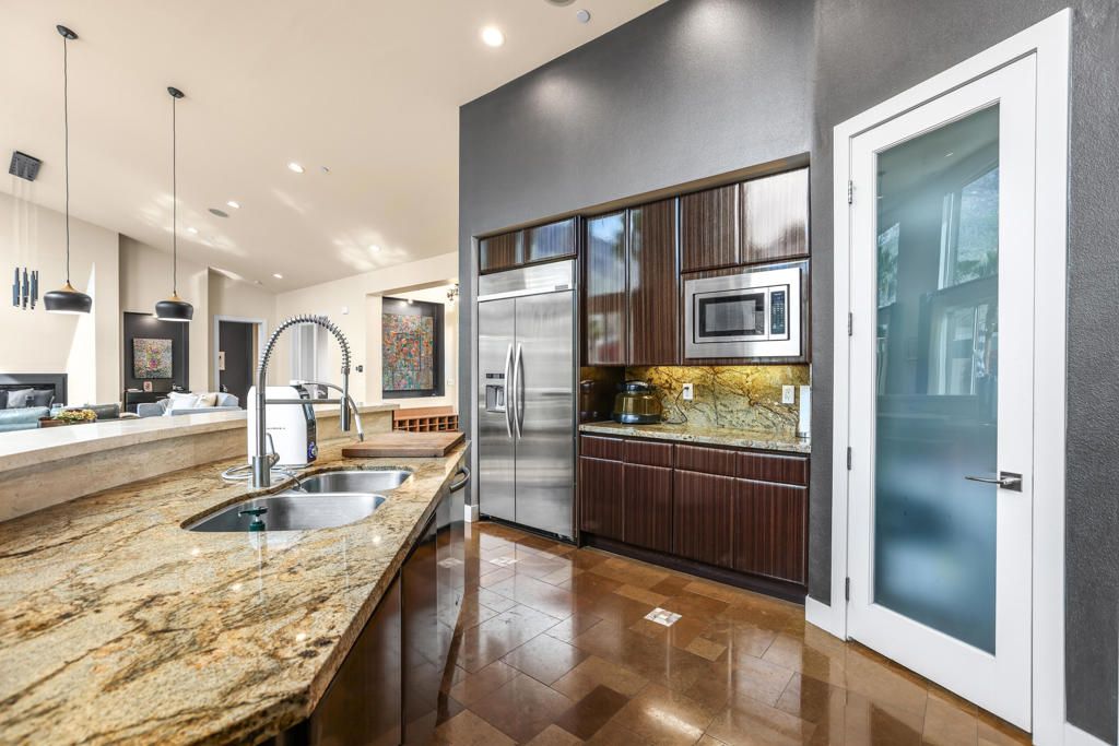 Interior, Kitchen, Pendant Lights, Recessed Lighting, Stainless Steel Appliances