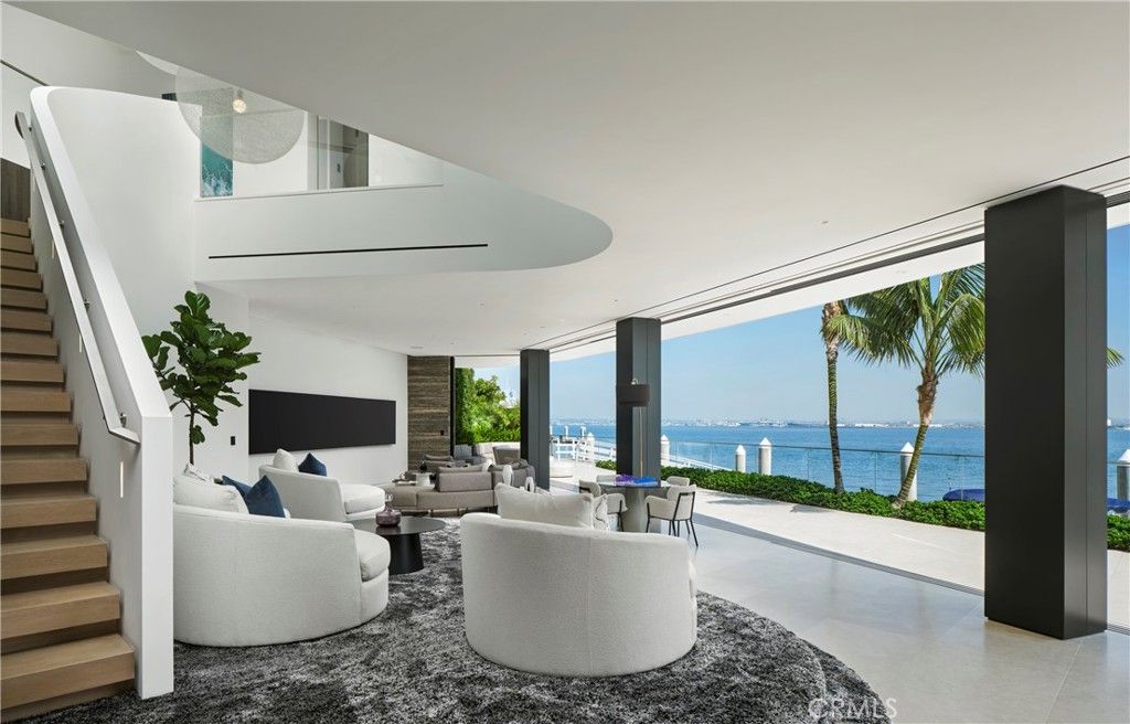 Interior, Living room, Water