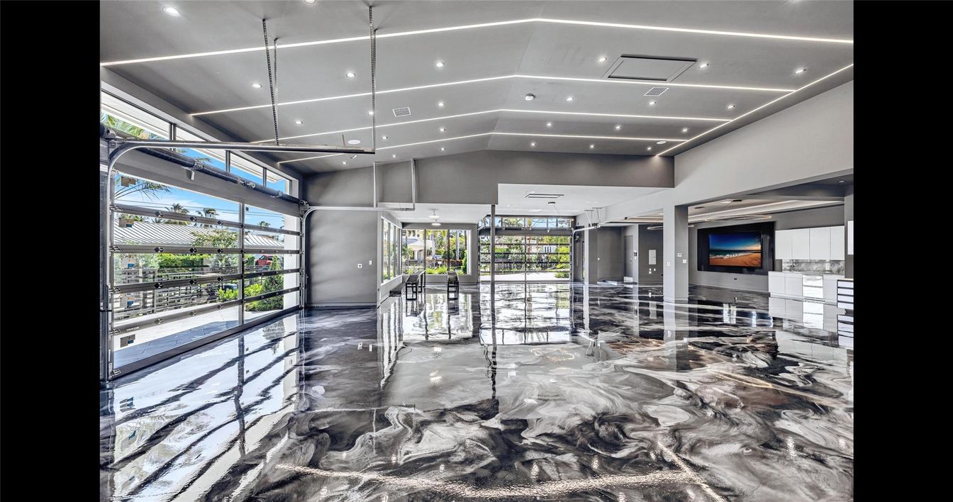 Interior, Marble, Recessed Lighting
