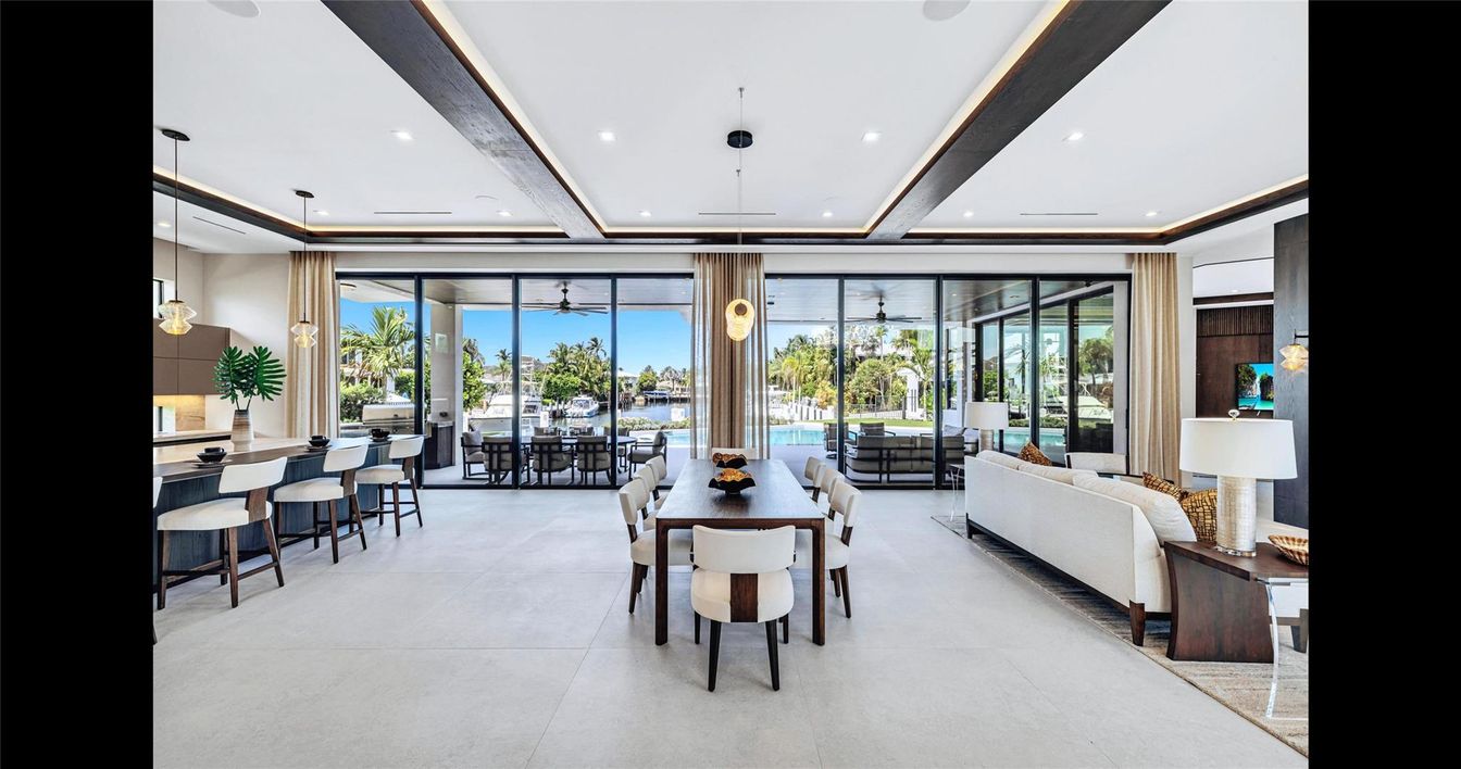 Dining room, Interior, Living room, Pendant Lights, Recessed Lighting