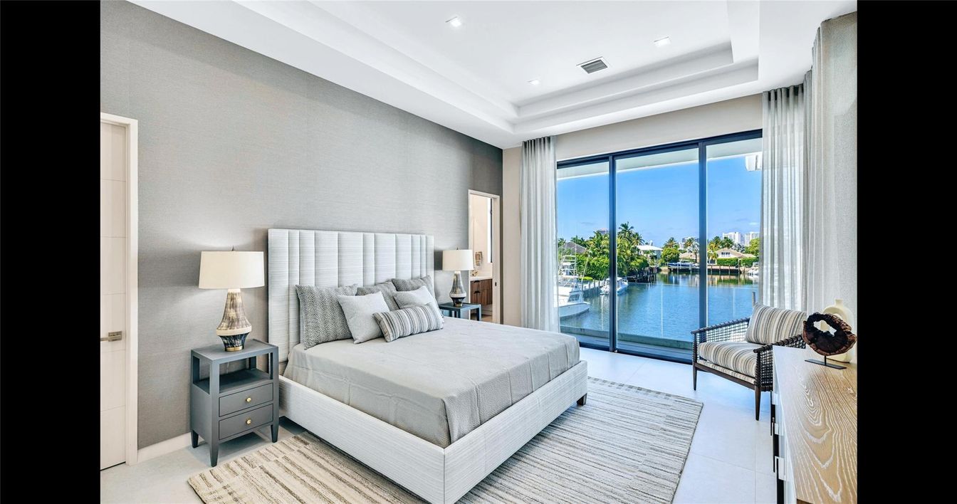 Bedroom, Interior, Recessed Lighting, Water