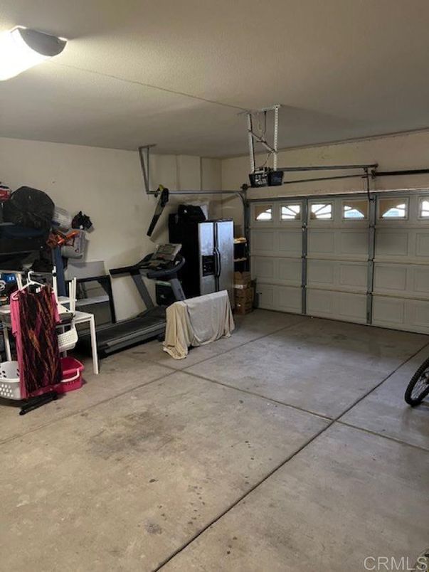 Garage, Interior