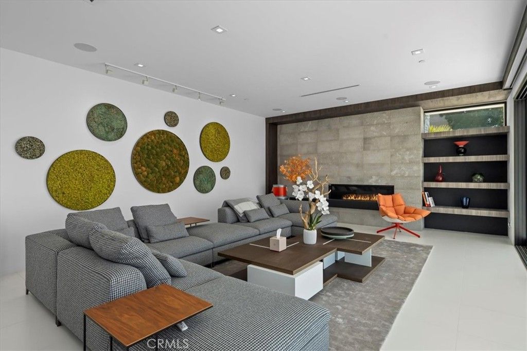 Fireplace, Interior, Living room, Recessed Lighting