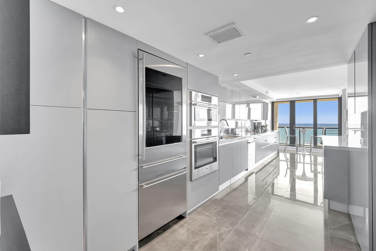 Interior, Kitchen, Recessed Lighting, Stainless Steel Appliances, Water