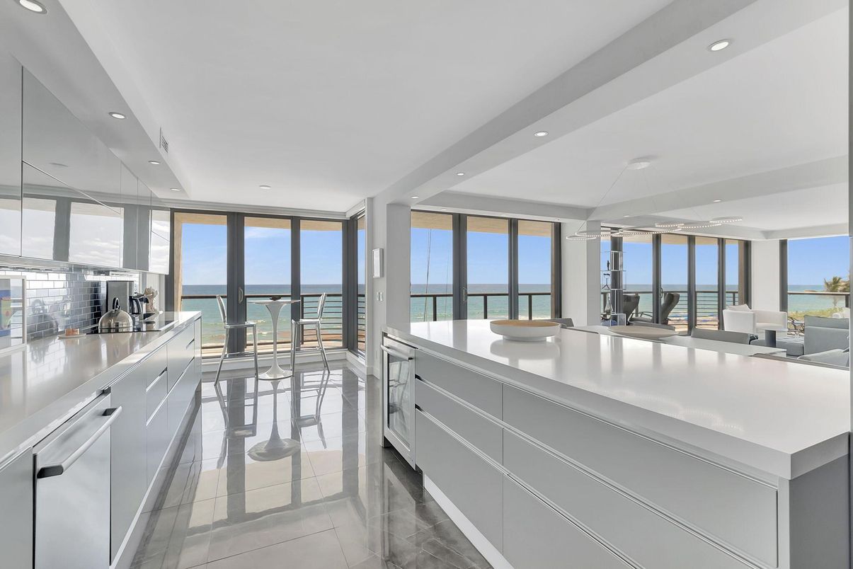 Interior, Kitchen, Pendant Lights, Recessed Lighting, Stainless Steel Appliances, Water