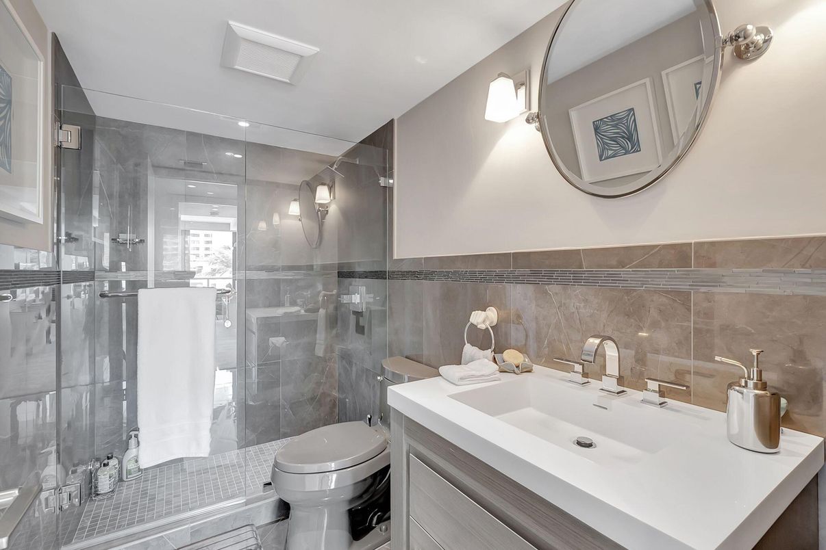 Bathroom, Glass Shower, Interior