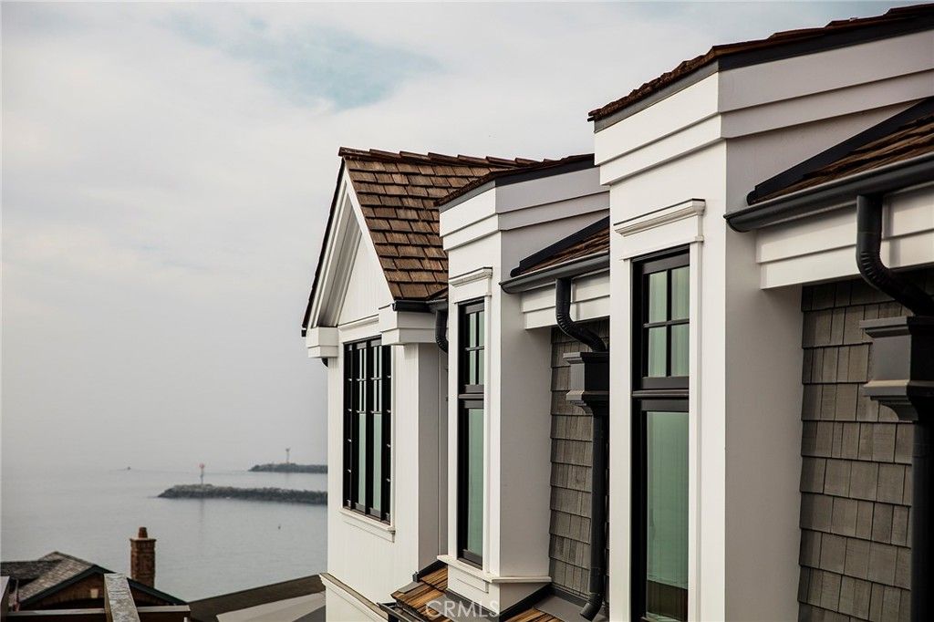 Exterior, Water