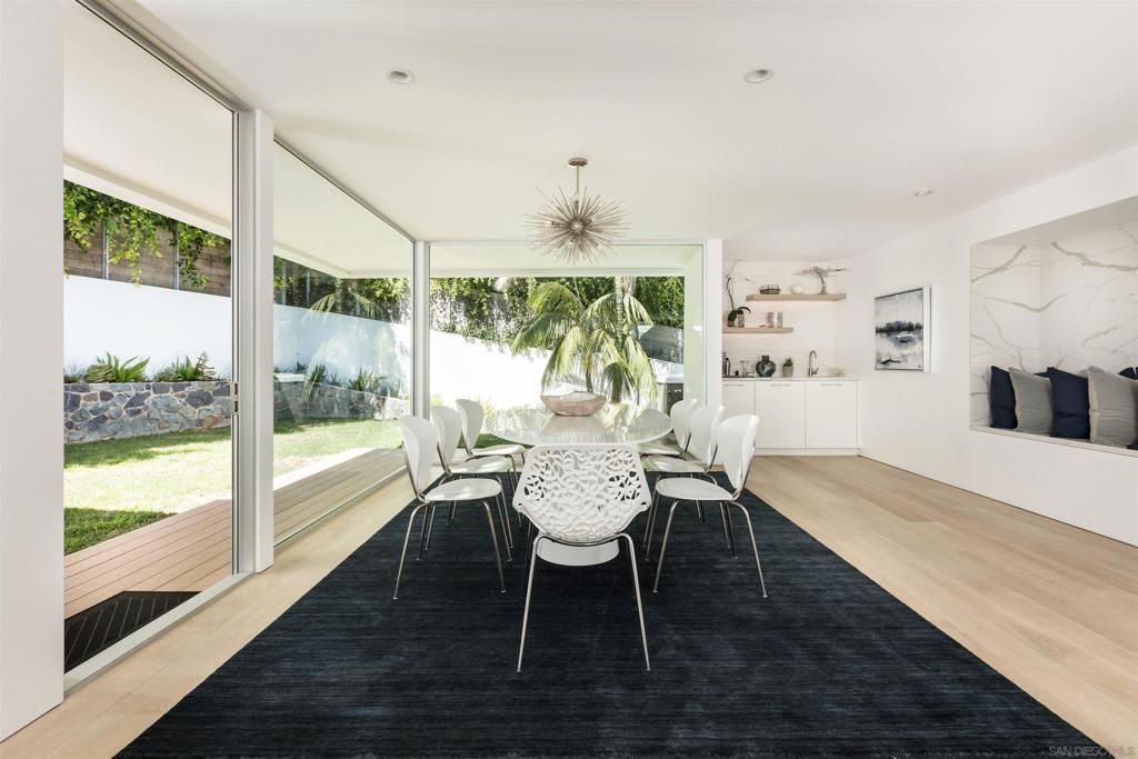 Dining room, Fireplace, Interior, Pendant Lights, Recessed Lighting, Wood Texture Flooring