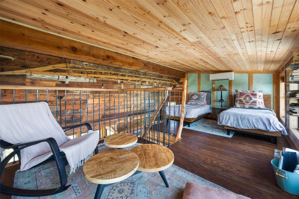 Bedroom, Interior, Wooden Ceilings, Wood Texture Flooring