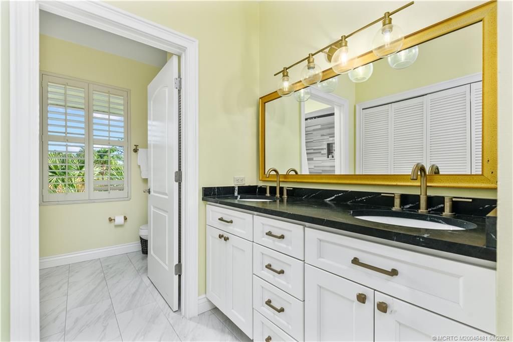 Bathroom, Dual Sink Vanities, Interior, Marble