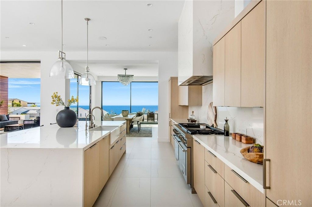 Interior, Kitchen, Pendant Lights, Recessed Lighting, Stainless Steel Appliances, Water