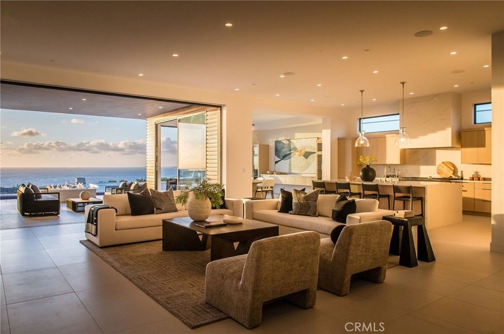 Dining room, Interior, Kitchen, Living room, Pendant Lights, Recessed Lighting, Water