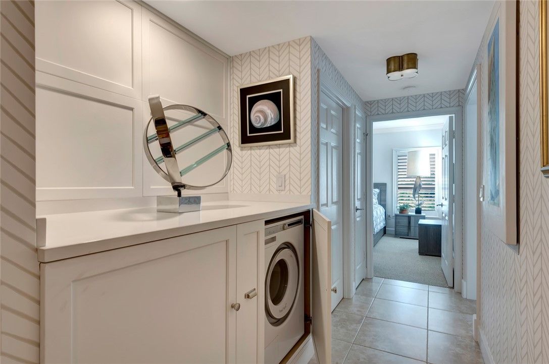 Interior, Washer