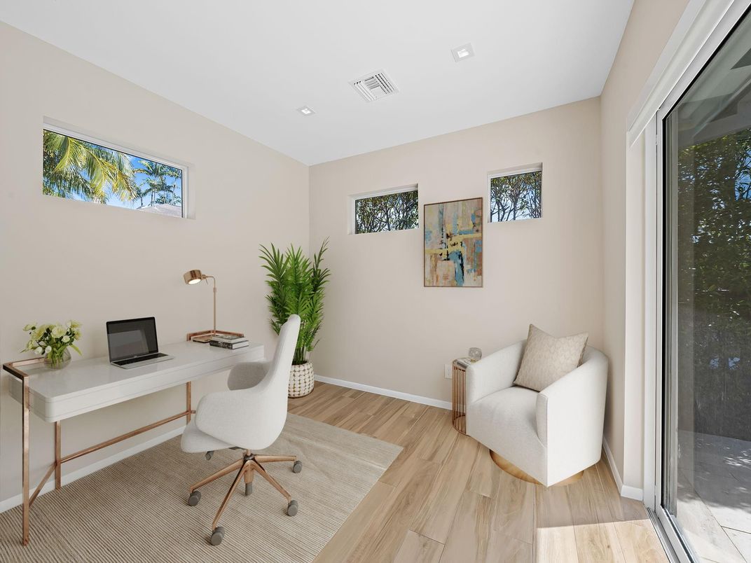 Home Office, Interior, Recessed Lighting, Wood Texture Flooring