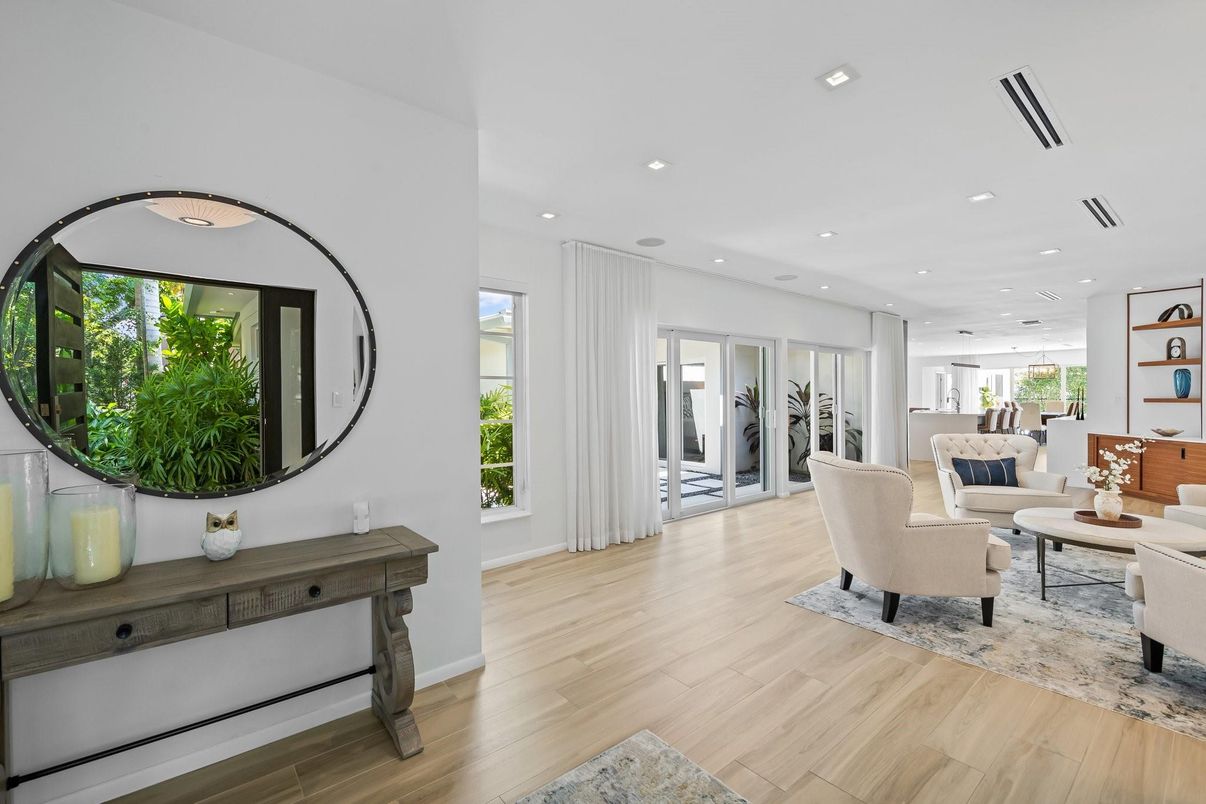 Interior, Living room, Recessed Lighting, Wood Texture Flooring