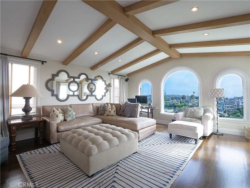 Interior, Living room, Recessed Lighting, Wooden Beams, Wood Texture Flooring