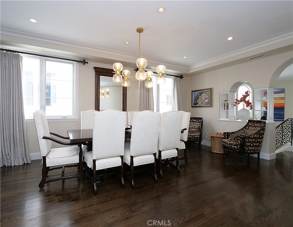 Dining room, Interior, Pendant Lights, Recessed Lighting, Wood Texture Flooring
