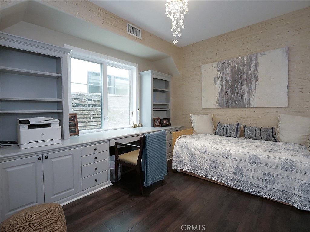 Bedroom, Home Office, Interior, Pendant Lights, Wood Texture Flooring
